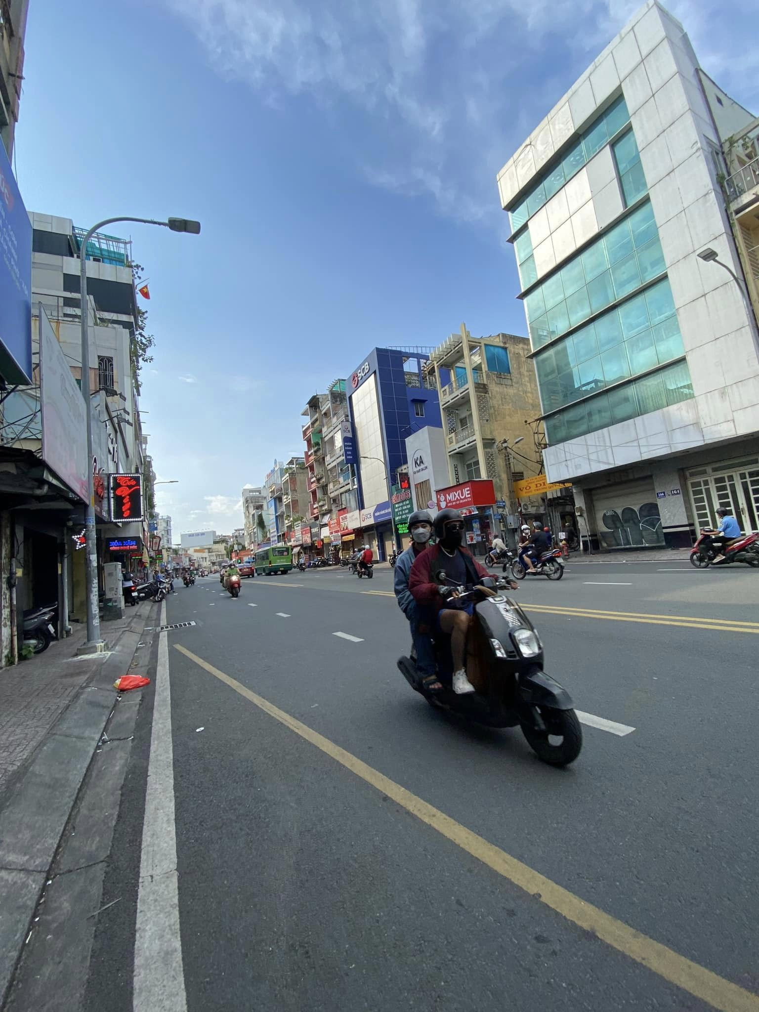 Cho thuê Nguyên căn mặt tiền đường Phan Đình Phùng, Phường 2, Quận Phú Nhuận